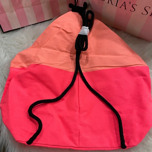🍃Victoria Secret Bag Backpack - Picture 2 of 3